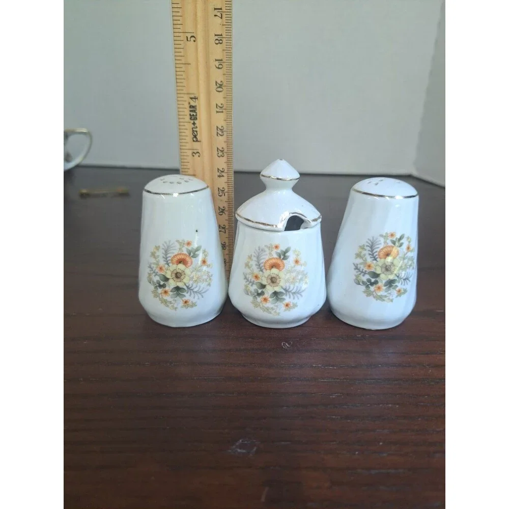 Vintage White With Floral Pattern Ceramic Salt Shaker, Pepper Shaker And...
